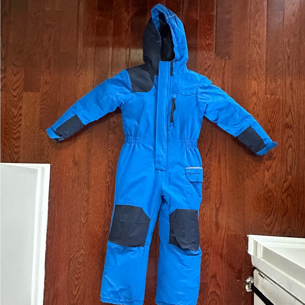Snowsuit insulated
